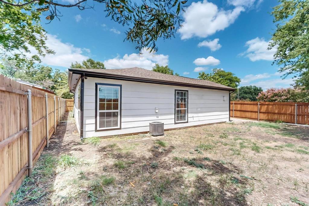 2101 Holland Street Property Photo 34