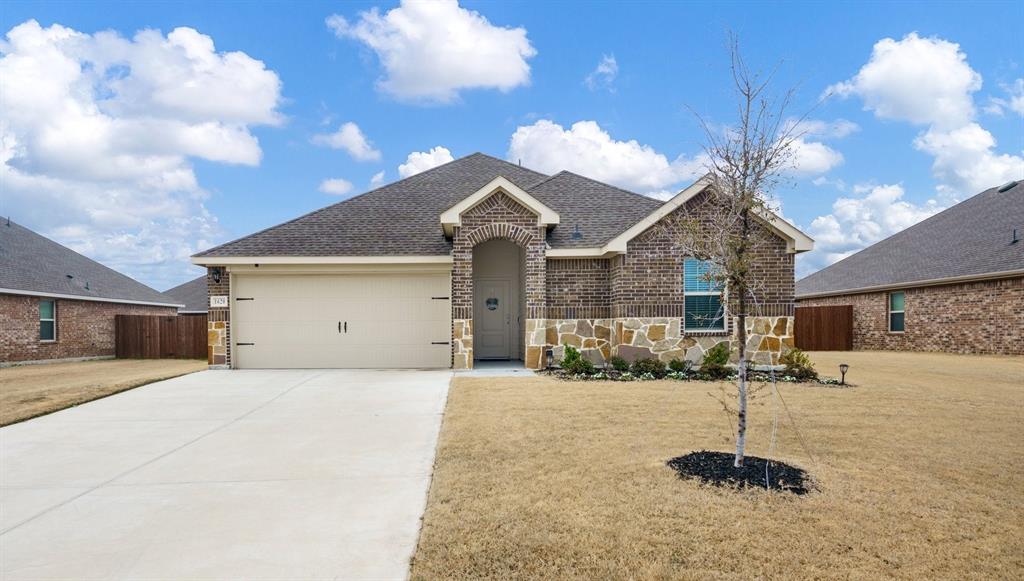 1620 Knoll Crest Drive Property Photo