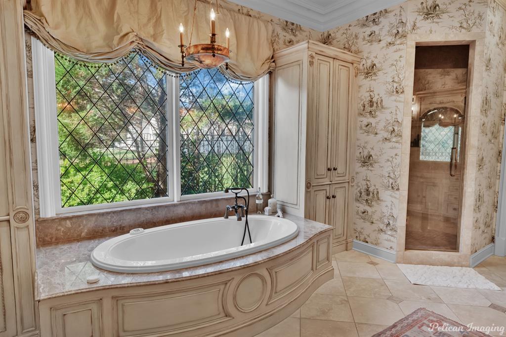 6606 Gilbert Drive Property Photo 16