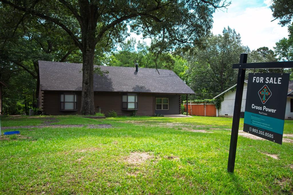 307 S King Lake Road Property Photo 1