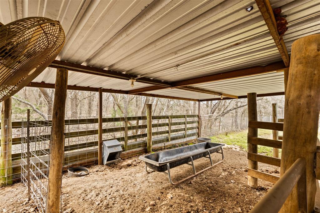 575 Hcr 1430 Property Photo 35