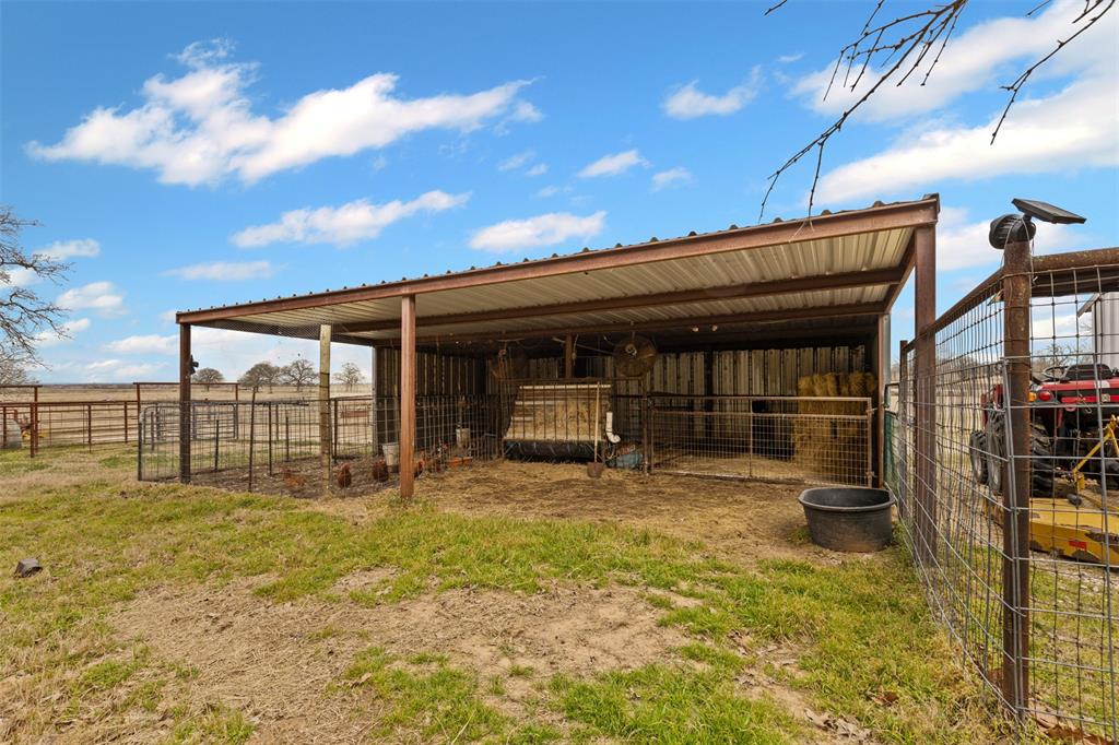 575 Hcr 1430 Property Photo 36