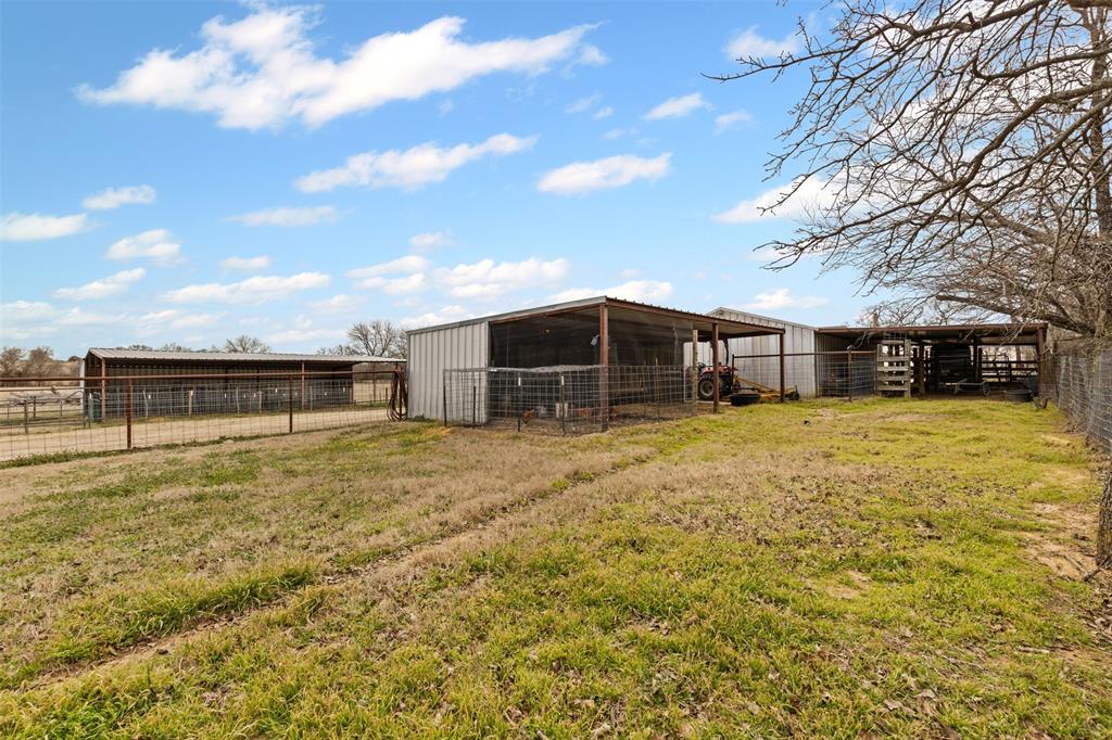575 Hcr 1430 Property Photo 37