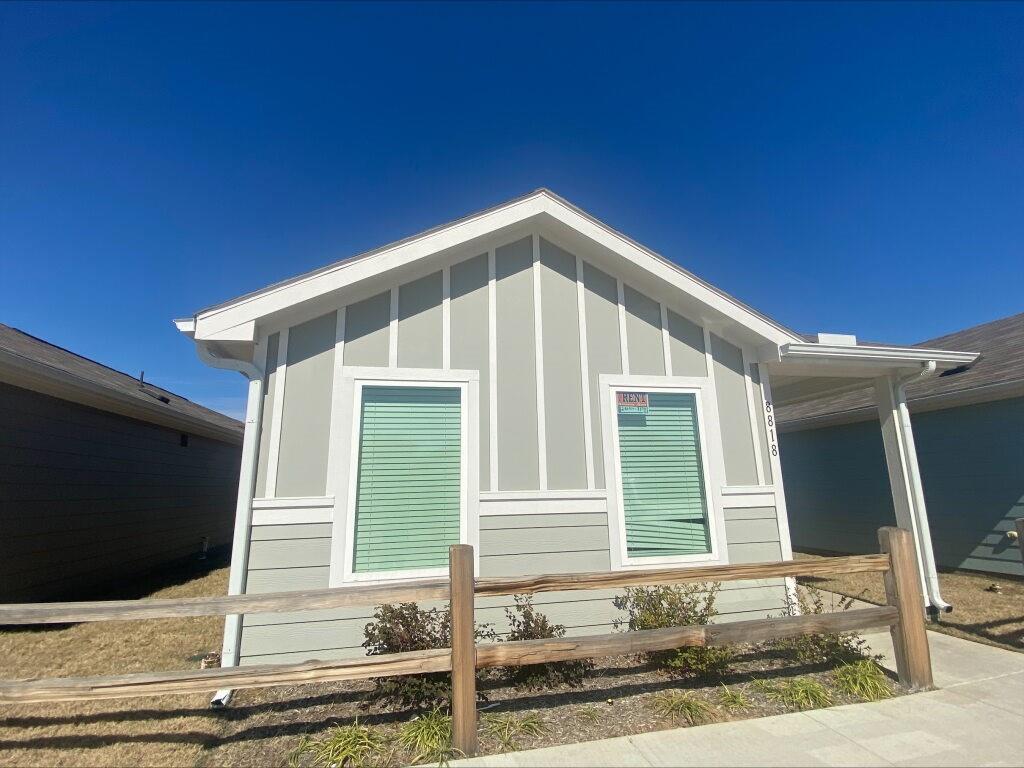 8818 Risinger Drive Property Photo