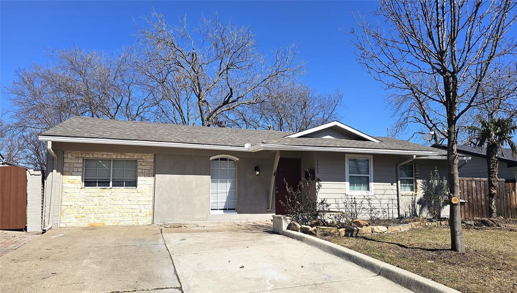 2805 Ridgeway Drive Property Photo 2