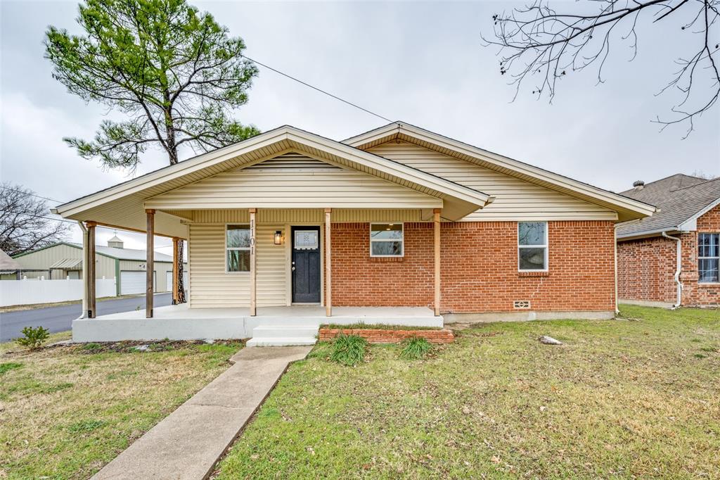 1101 Carpenter Street Property Photo 1