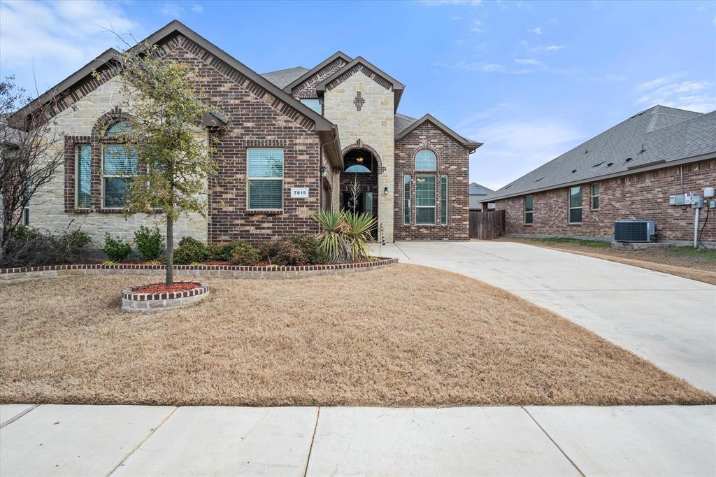 7815 Bella Way Property Photo
