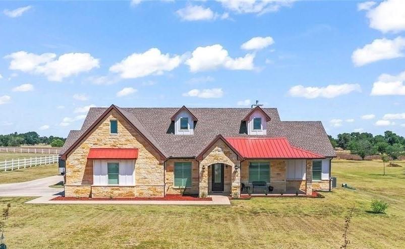 135 County Road 466 Property Photo