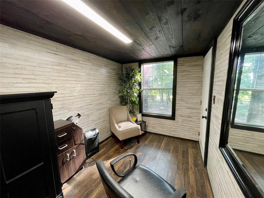 459 County Road 4600 Property Photo 31