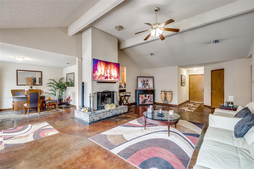 5016 Hollow Ridge Road Property Photo