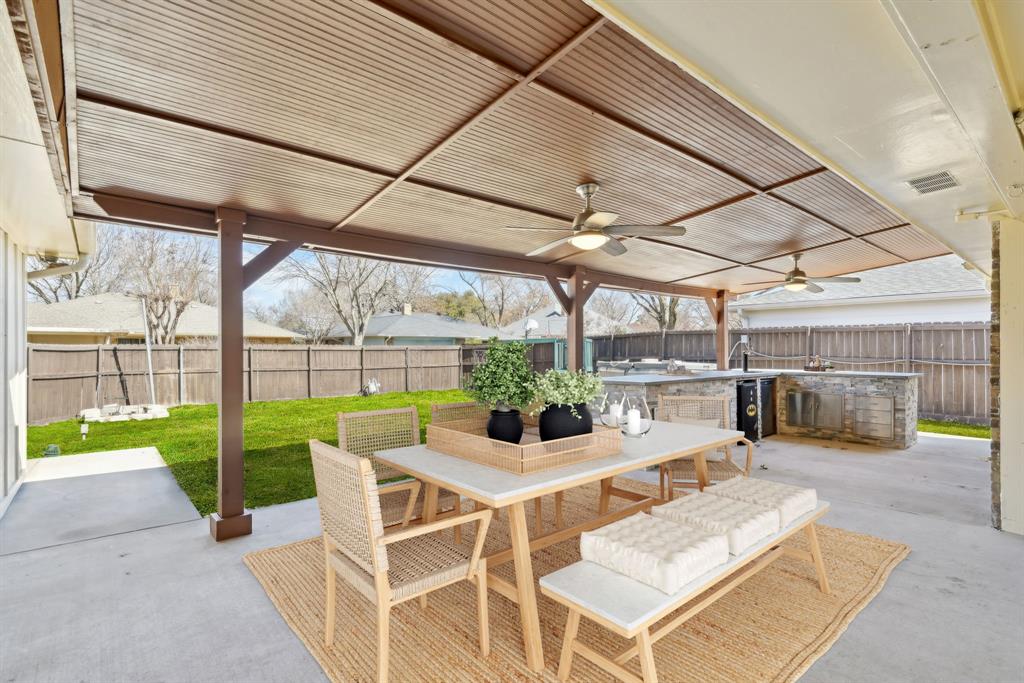 905 Autumn Lake Drive Property Photo