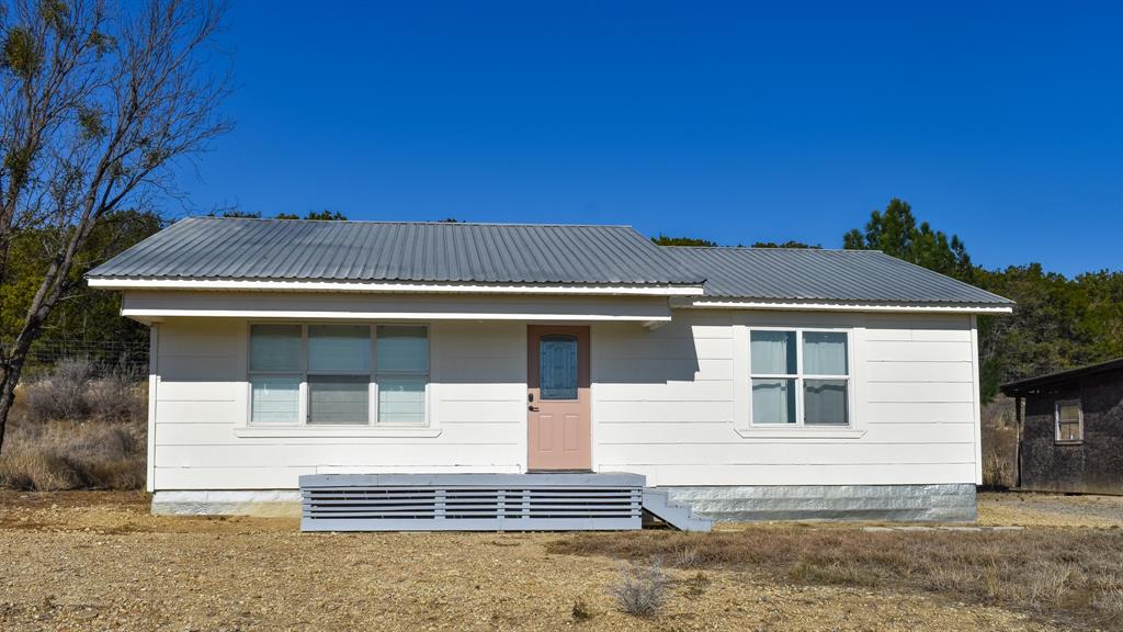 311 County Road 450 Property Photo