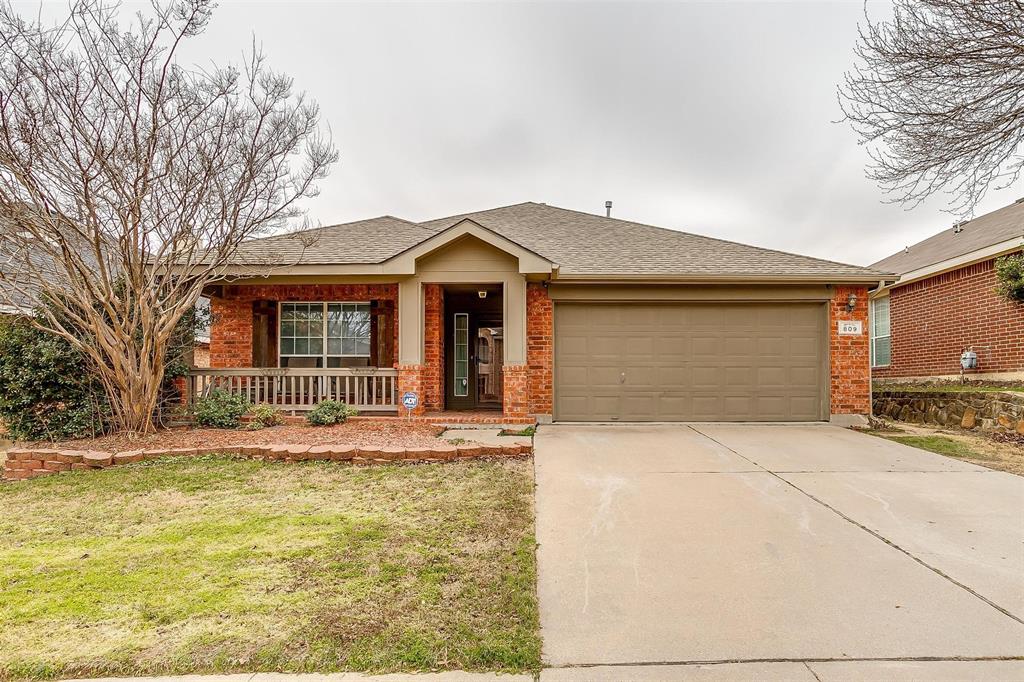809 Fox Hunt Trail Property Photo