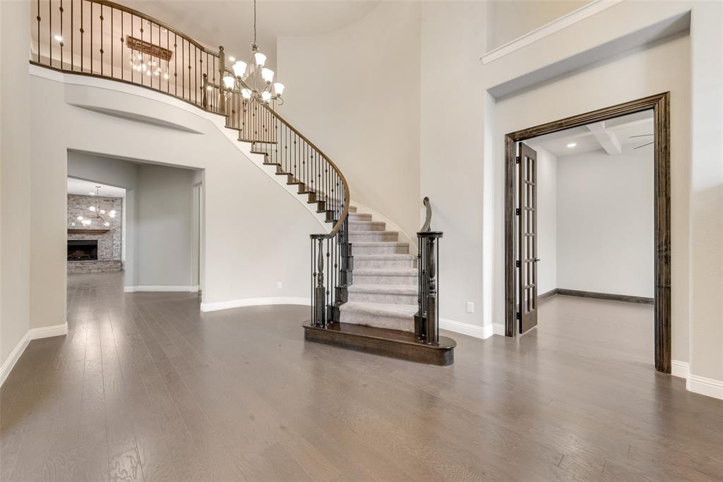 7917 Weatherford Trace Property Photo 3