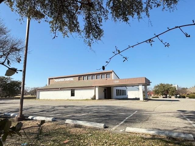 1501 Northwest Highway Property Photo 2