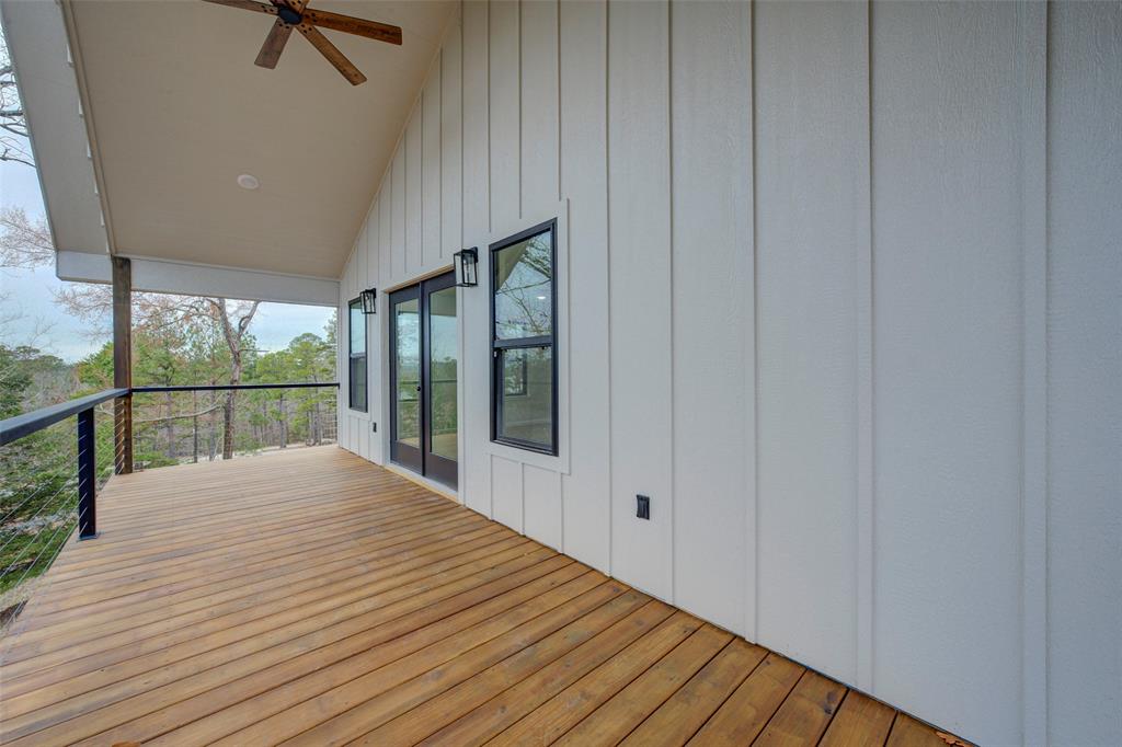 283 Lake Village Drive Property Photo 31