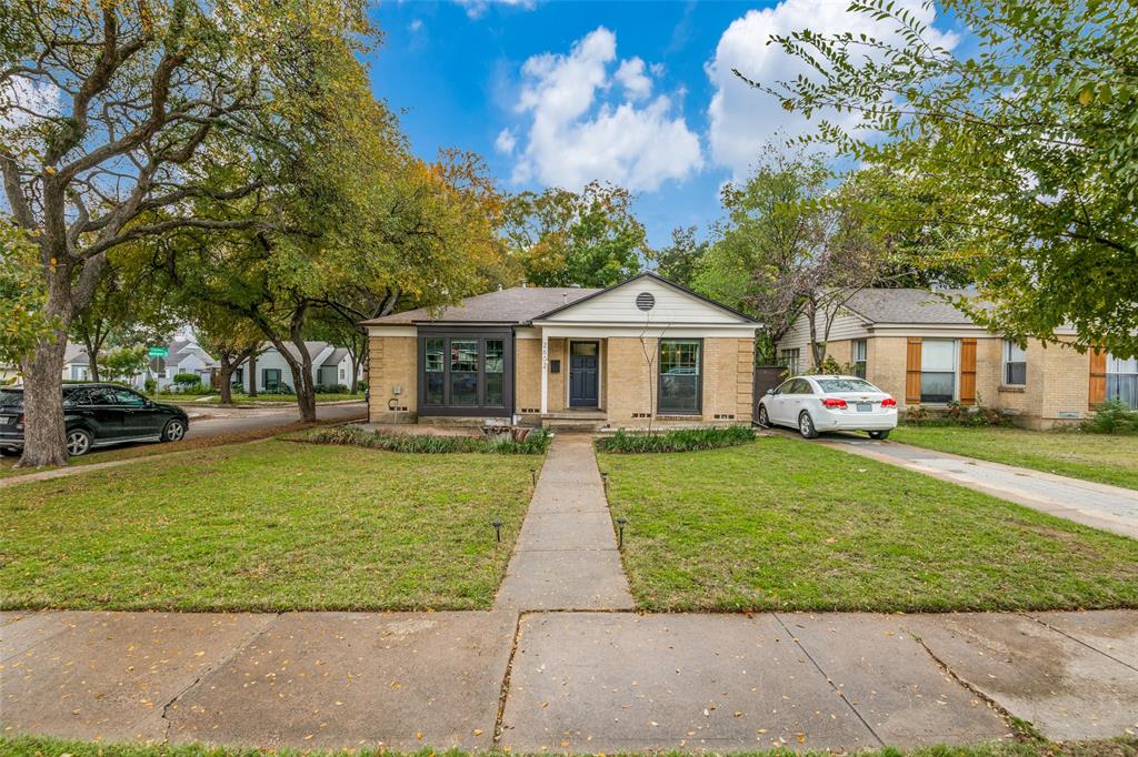 2602 Burlington Boulevard Property Photo