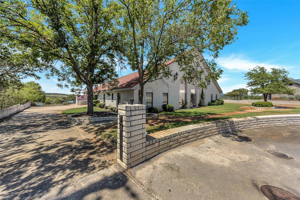 1024 Lakeview Point Drive Property Photo