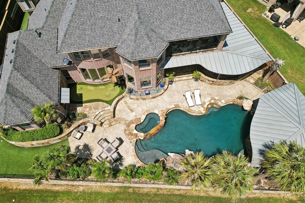 1150 Crestcove Drive Property Photo 4
