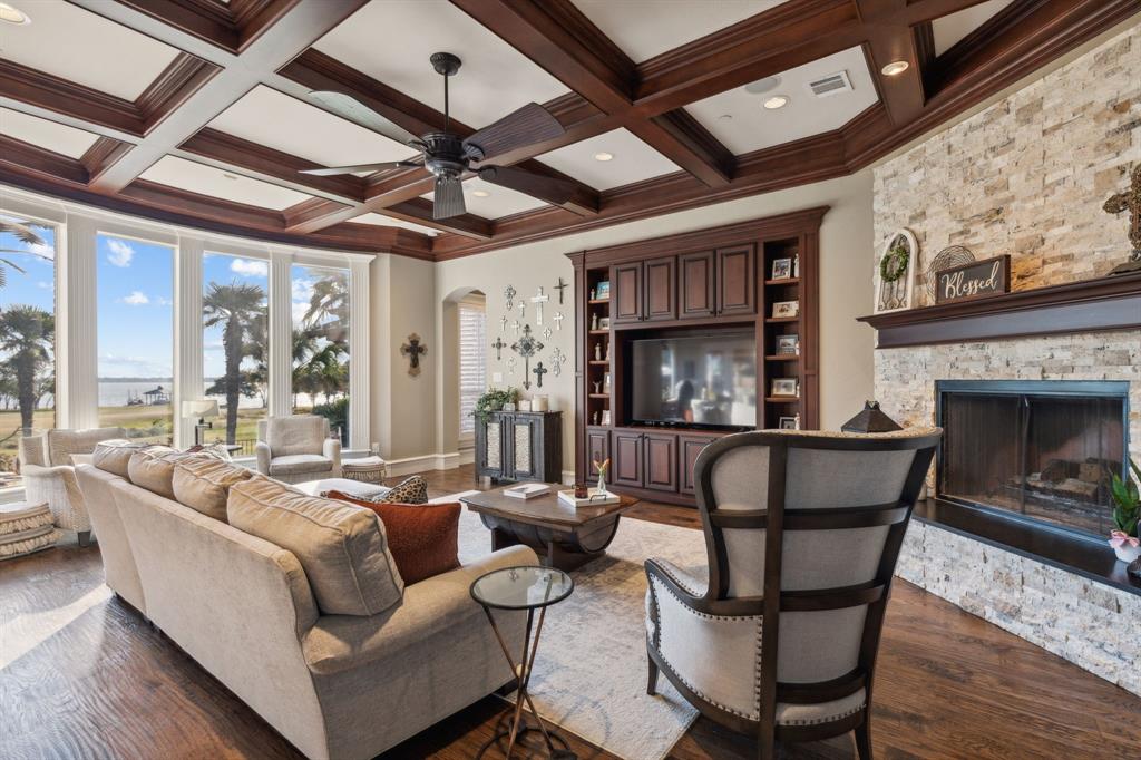 1150 Crestcove Drive Property Photo 15