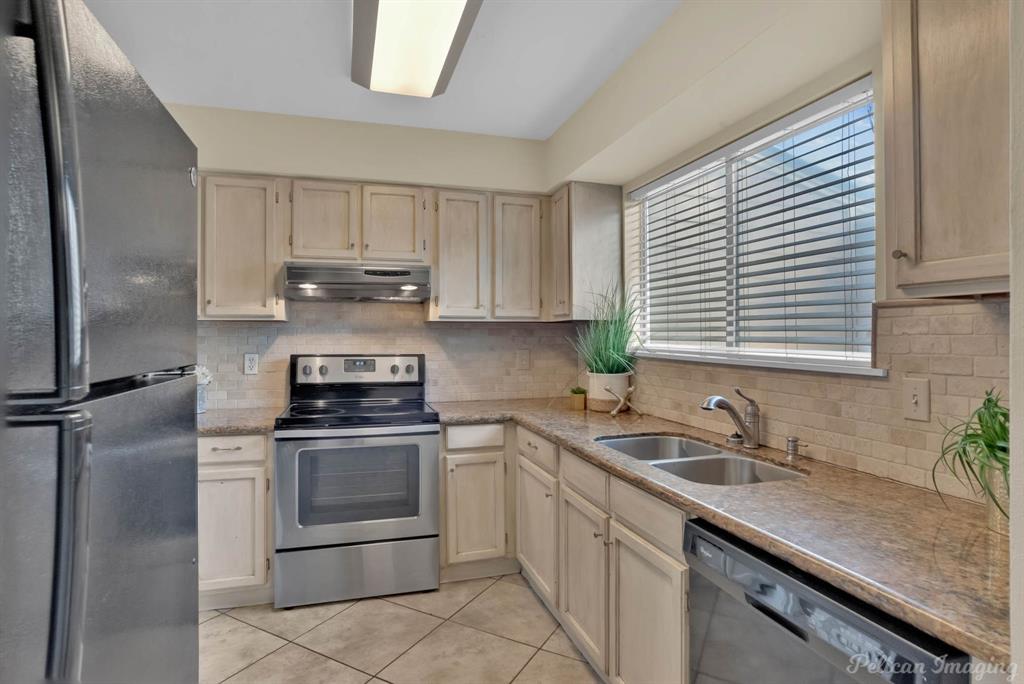 10204 Los Altos Drive Property Photo