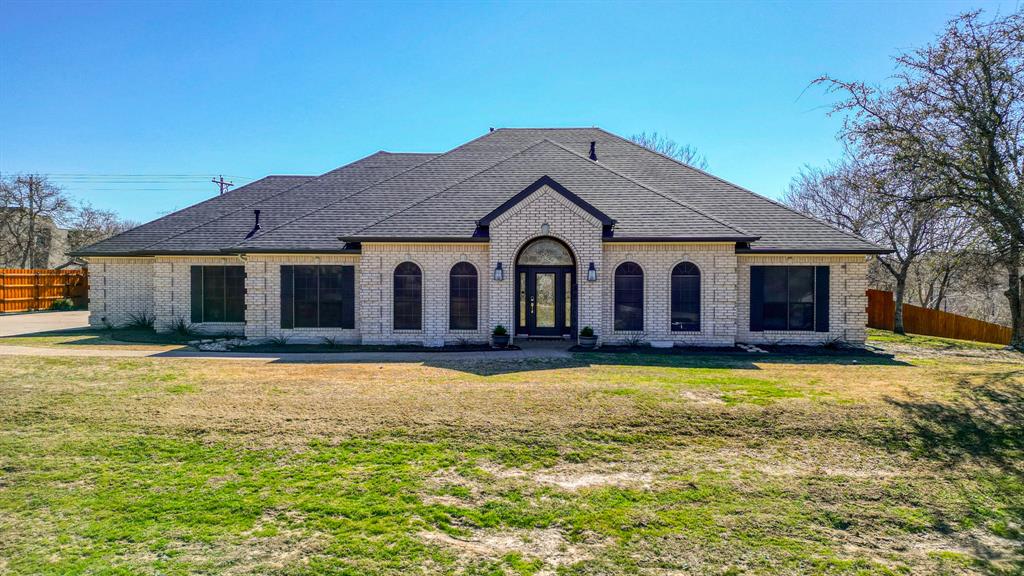114 Devon Court Property Photo