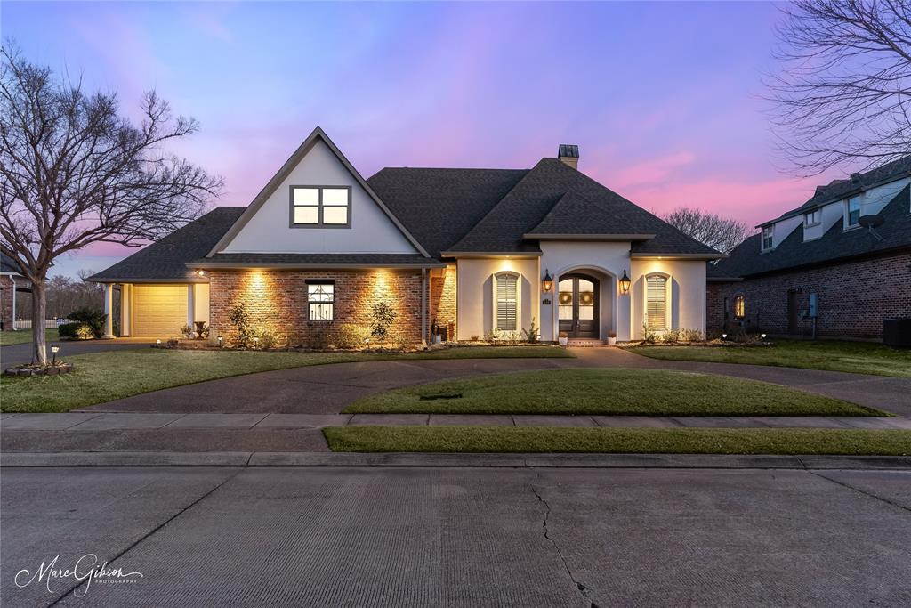 528 Hunters Run Property Photo 3
