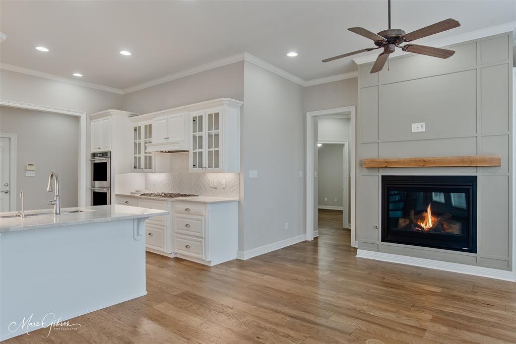 528 Hunters Run Property Photo 10