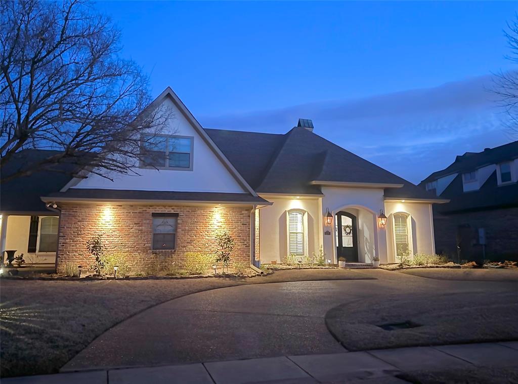 528 Hunters Run Property Photo 35