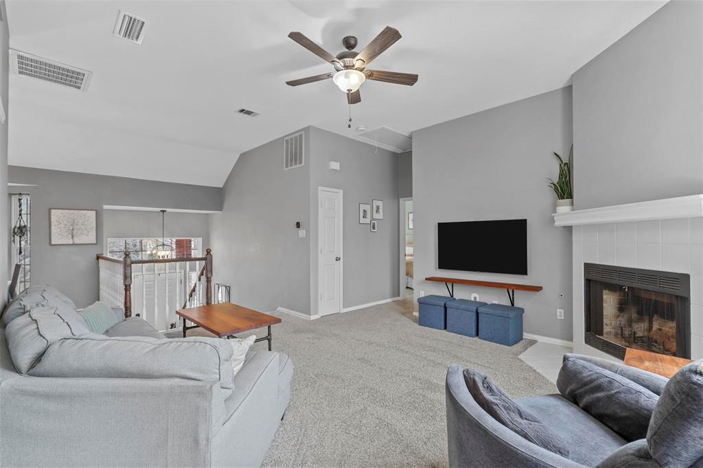 1936 Rose Court Property Photo 4
