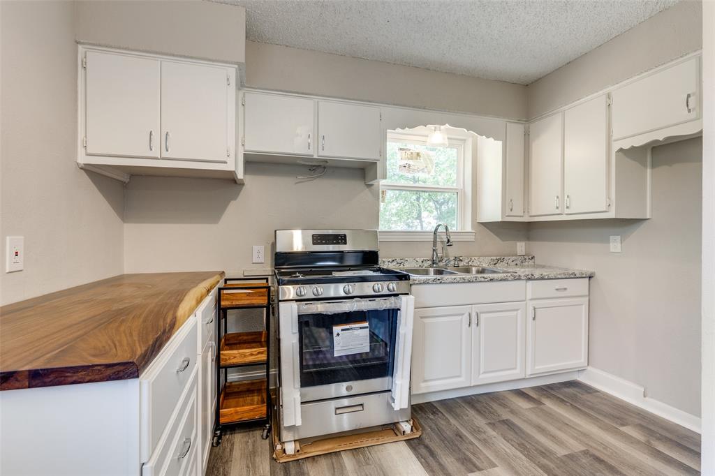 1541 Cloverdale Drive Property Photo