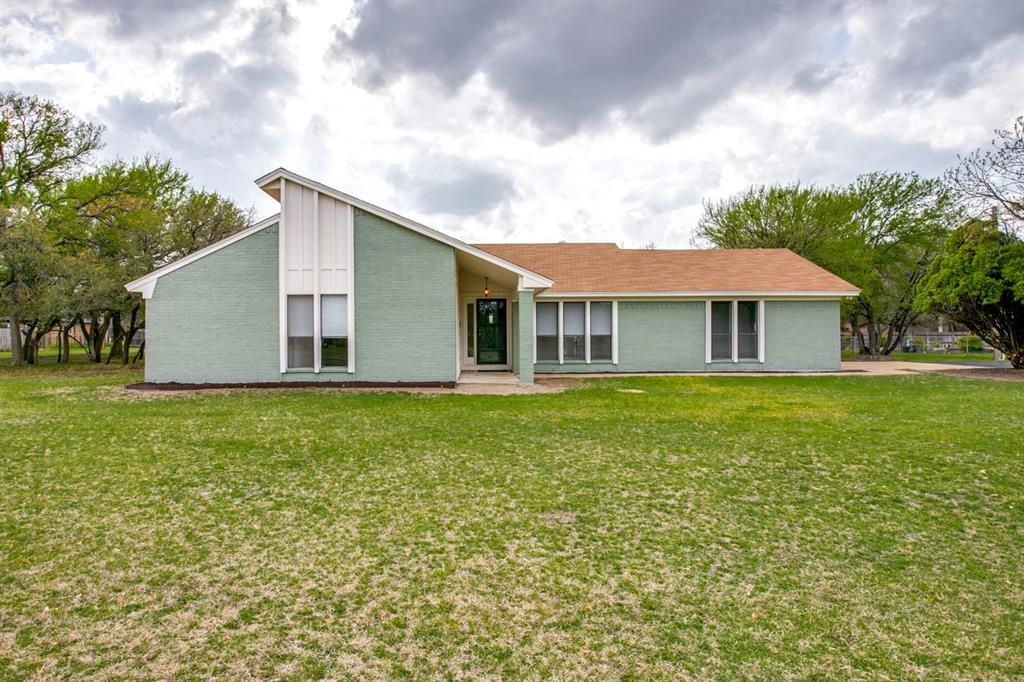 704 Kings Gate Road Property Photo