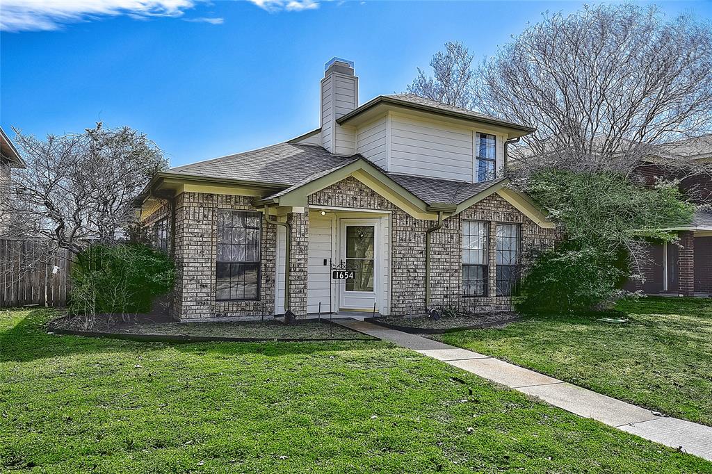 1654 Kingspoint Drive Property Photo