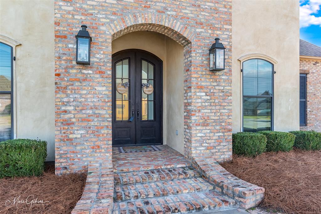 186 Aw Drive Property Photo 3