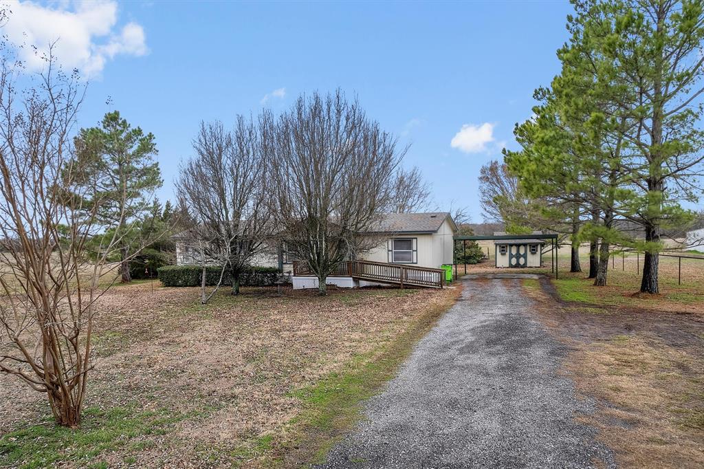 1076 2186 County Road Property Photo