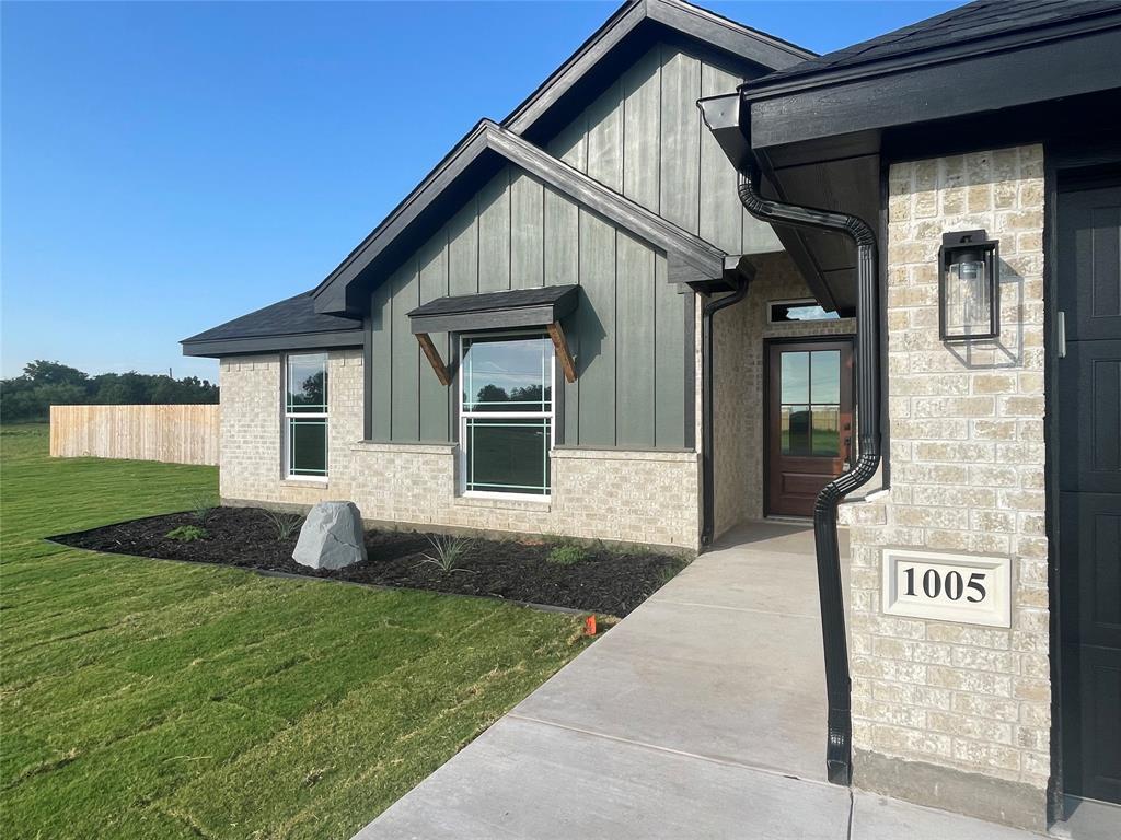 1005 Kingwood Avenue Property Photo 3