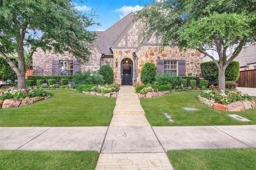 661 Scenic Property Photo