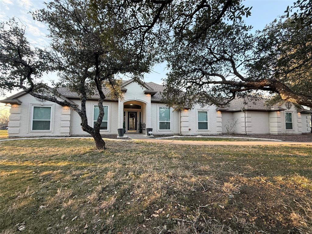 801 E Pradera Court Property Photo