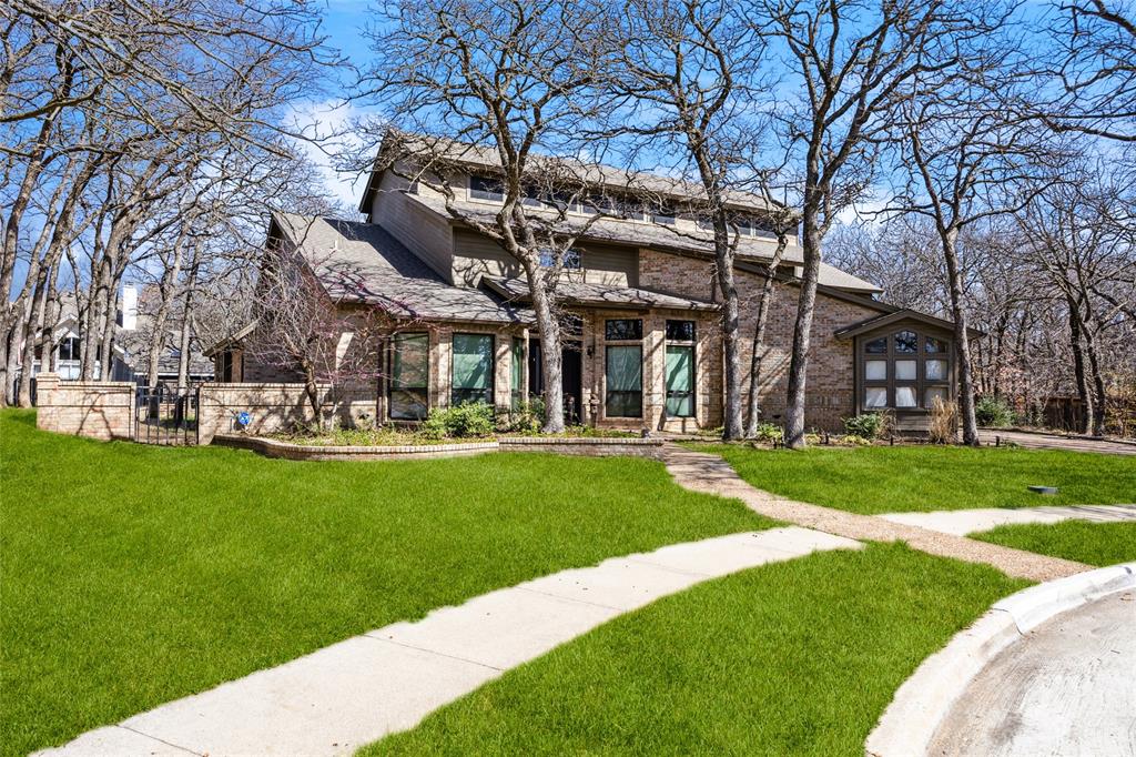 209 Royal Oaks Court Property Photo