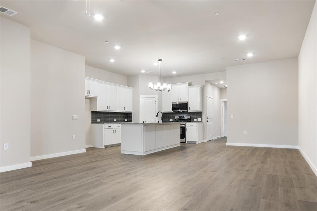7245 Sauvignon Way Property Photo 8