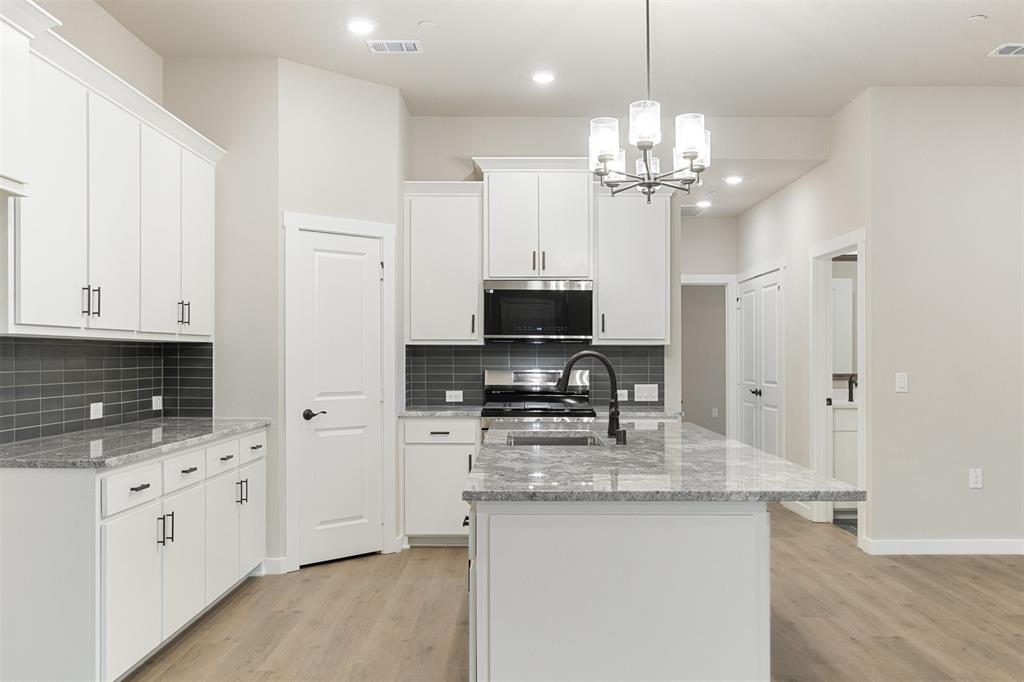 7245 Sauvignon Way Property Photo 12