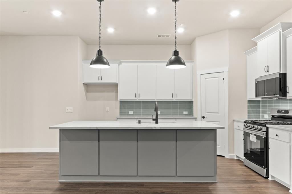 7247 Sauvignon Way Property Photo 10