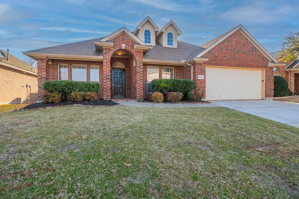 8621 Deepwood Lane Property Photo