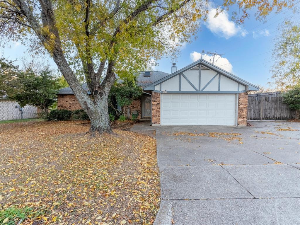 6825 Longleaf Lane Property Photo 1