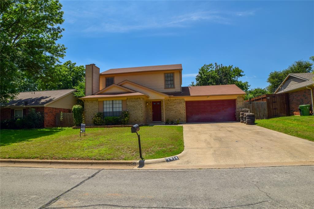1914 Bosque Lane Property Photo