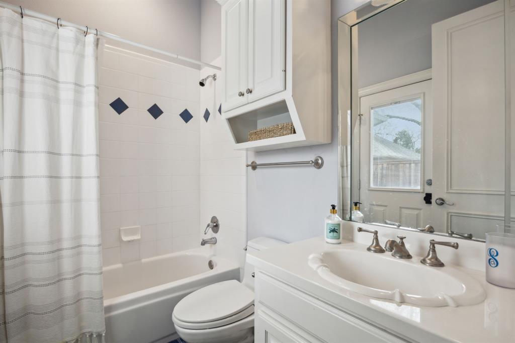 2704 Westminster Avenue Property Photo 22
