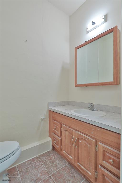 202 Oak Street Property Photo 14