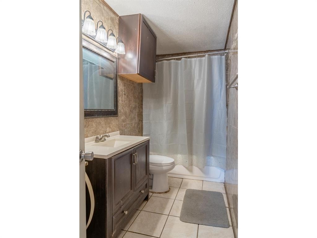 4253 Killian Street Property Photo 10