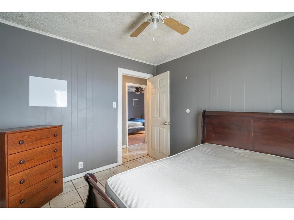 4253 Killian Street Property Photo 11