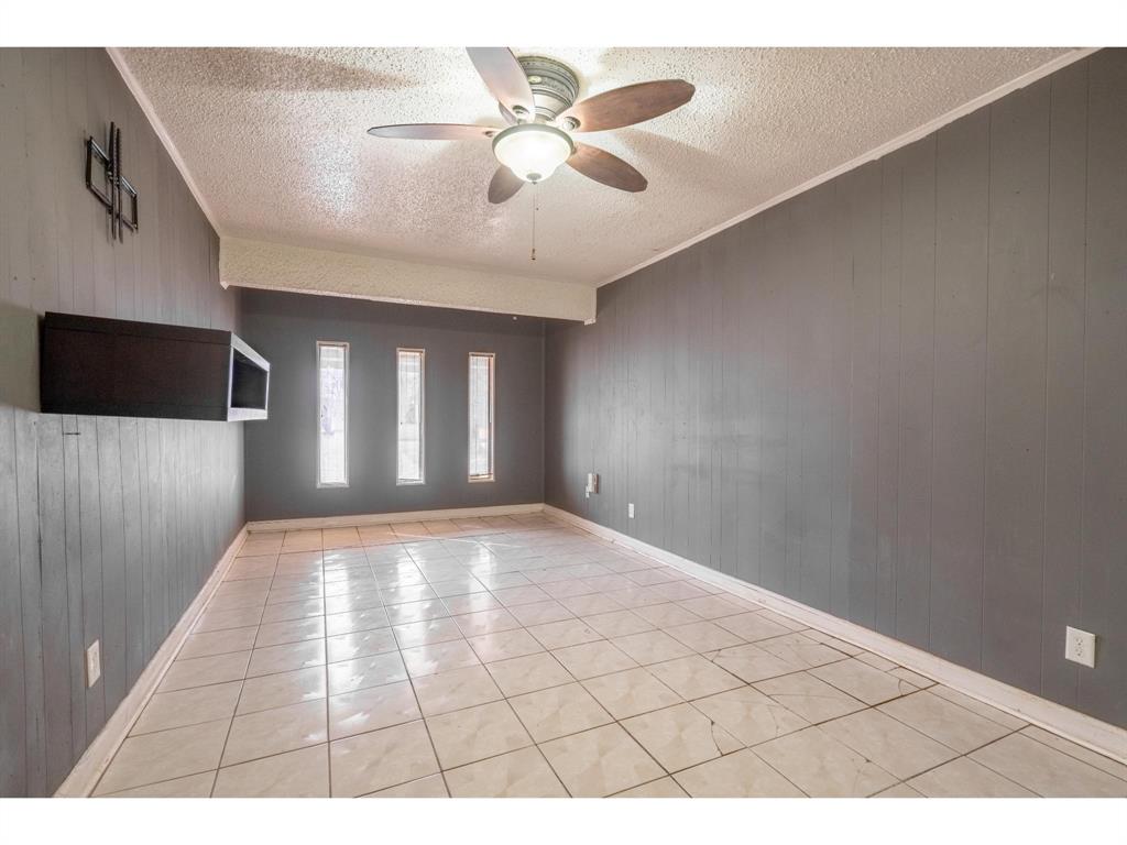 4253 Killian Street Property Photo 17